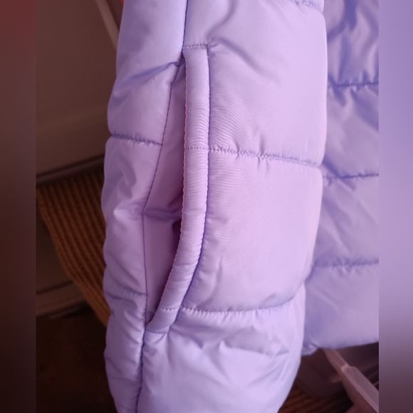 Puma Color Block Puffer Vest Size Medium 10/12 Big Girls - Pink, Purple, White - Picture 8 of 10